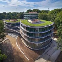 Что такое устойчивая архитектура и почему «зеленые» здания не всегда покрыты растениями